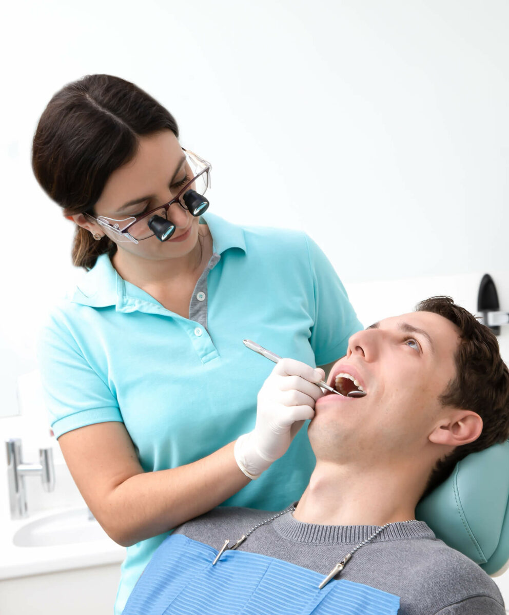 Behandlung in der Zahnarztpraxis